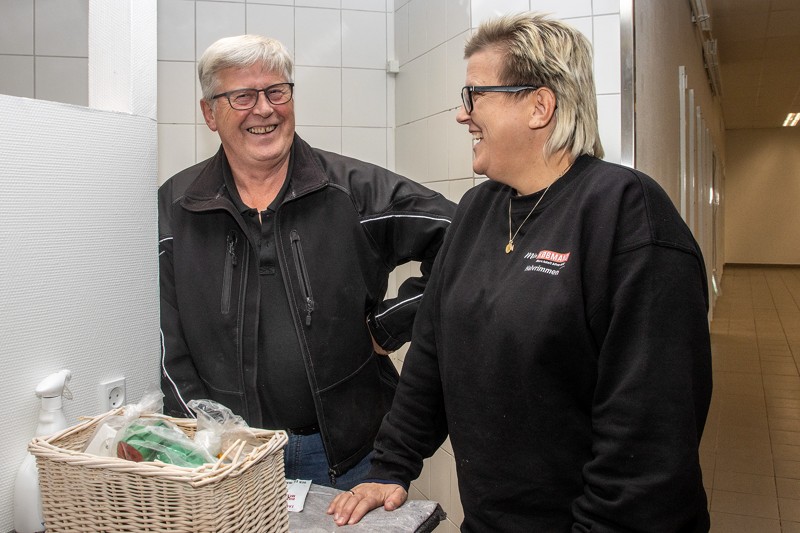 Det er et stort privilegium at lære kunderne at kende allerede lang tid før den nye butik åbner, fortæller Louise Møller, mens hun lige gør status på ombygningen med Poul Brander fra netværket, der ejer butikslokalerne.