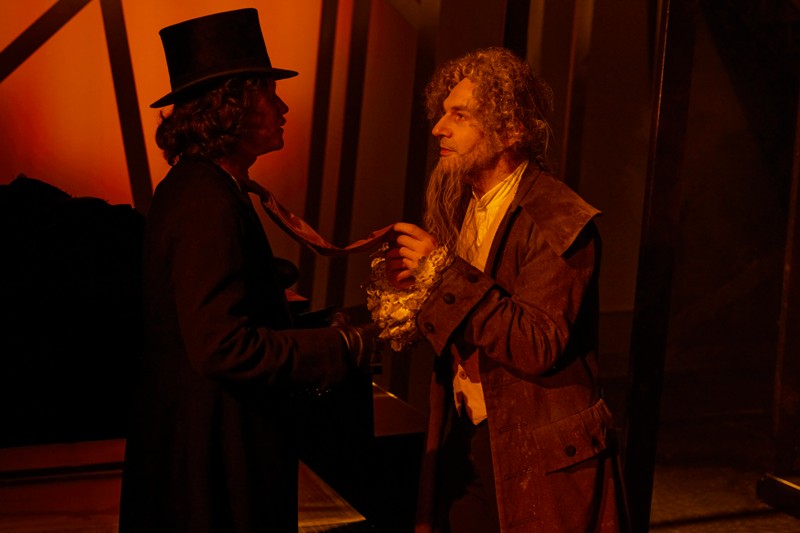 Rollen som Fagin er én, som Steffen Berenthz Eriksen særligt gerne ville have. I Nørrebros Teaters udgave fra 1983 var det Jesper Klein, der spillede den kriminelle skurk.