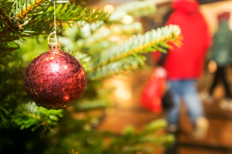 På søndag den 27. november tændes det store juletræ på Torvet i Aabybro.
