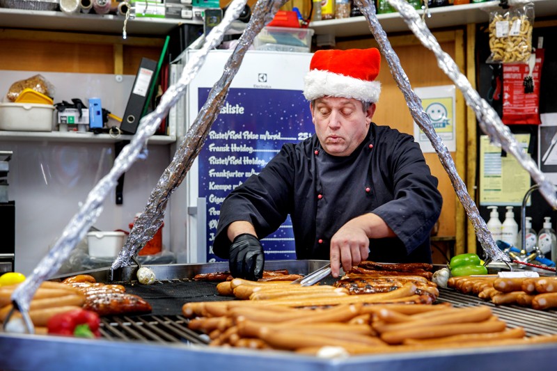 Grillhytten er den bod, der har været næst-længst tid på julemarkedet - i snart 20 år, fortæller Michael Fanø.