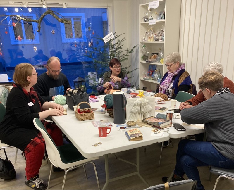 Aktivitetscentret Grønningen har åbnet en butik med juleværksted i Bredgade.