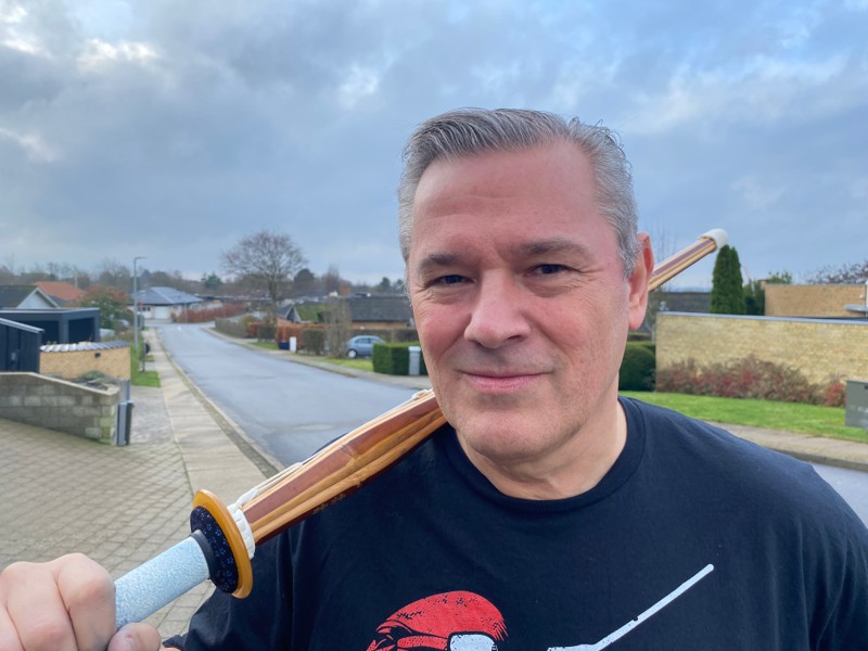 Søren Jensen har altid været fascineret af kampsport og har selv grønt bælte i karate og Taekwondo