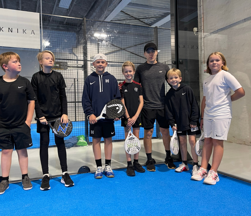 Udover Hjørring Tennisklub støtter energiselskabet OK omkring 2.500 klubber og foreninger i hele landet.