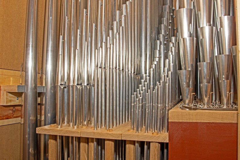 Et orgel er en kompliceret affære. Der er piber til alle toner og lyde – og det hele skal stemme, når det tages i brug.