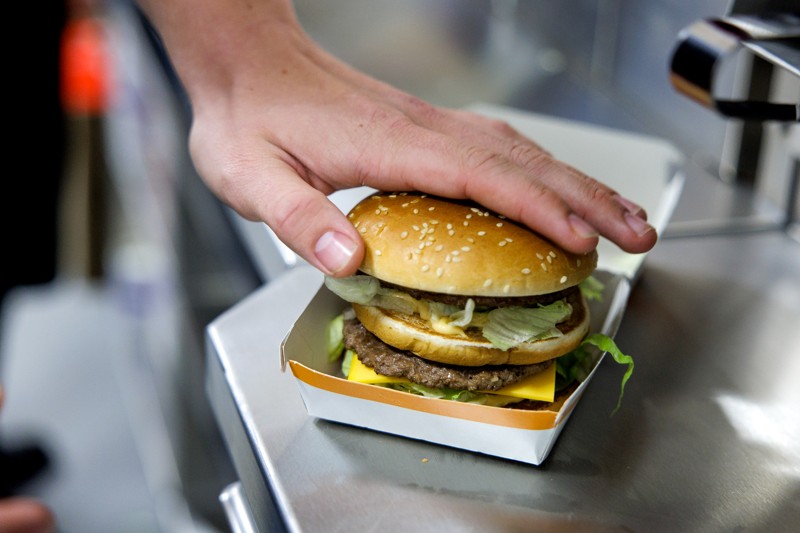 Der tages stadig højde for allergi, men hvis du vil tilføje sovse, der normalt ikke hører til i din burger, får du nu et nej hos McDonald’s.