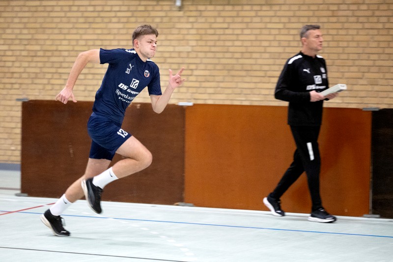 Frederik Dietz blev som holdkammeraterne udsat for en række fysiske tests på årets første træningsdag.