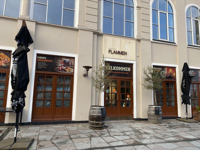 Restaurant Flammen på Østerågade holder lukket til og med 9. februar grundet ombygning.
