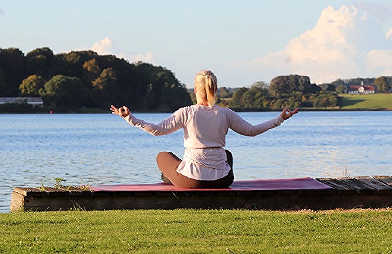 Der er hele 20 yoga-holdtilbud dette forår.