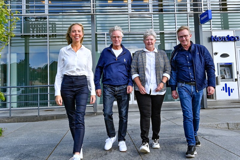 Audio Nova i THisted åbner på torsdag. Fra venstre Heidi Skramdahl, regionschef AudioNova, Børge Hove, udlejer, Gota Pedersen, butiksleder og Bjarke Hessel, der har stået for indretningen af hørecentret.