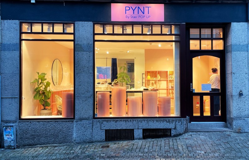 Siden august har PYNT by Stær haft pop op-butik i Møllegade. Nu flytter de ud af lokalerne.