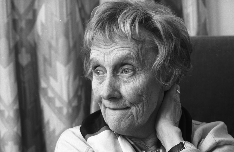 Foredraget bygger på et alsidigt kendskab til Astrid Lindgrens forfatterskab, Jens Andersens fantastiske biografi ”Denne dag, et liv”, samt Astrid Lindgrens dagbøger fra krigsårene.