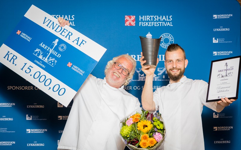 Chefkok Christoffer Ramberg og restauratør Ejvind Jensen fra Restaurant Lilleheden i Hirtshals vandt for 11. gang konkurrencen om Årets Sild.