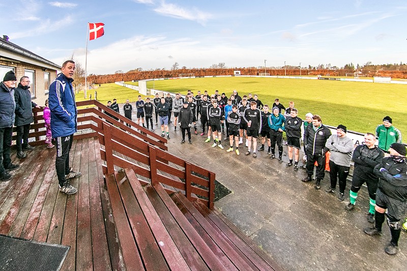 Fodboldseniorformand Alex Husted bød indledningsvis velkommen til de 72 fremmødte.