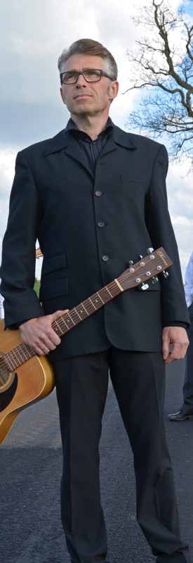 Torsdag aften 9. februar er der mulighed for en time i selskab med Elvis' sange, når sanger Karsten Holm holder sit musikalske foredrag »Elvis i kirken« i Agger Kirke.