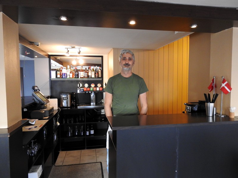 Restautør Osman Køse har 25 års jubilæum med Restaurant Sason i Hirtshals.