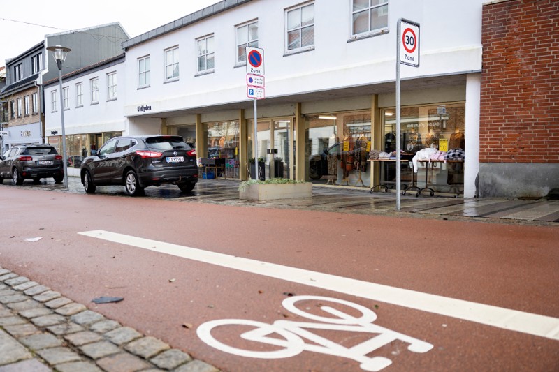Der blev 400 kvadratmeter at gøre godt med, da Anni Myrup og Lilly Jensen købte Palle Nørgaard Frandsens butik i den sydlige del af hovedgaden i Løgstør.
