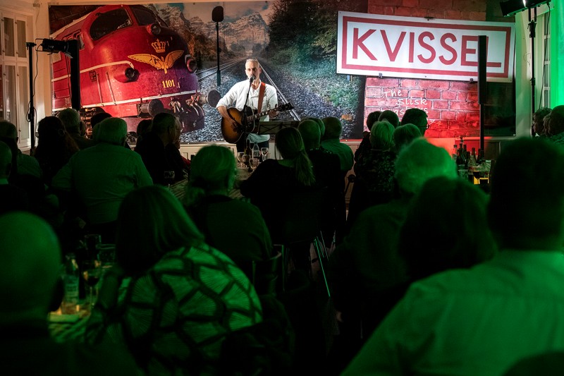 Jan Michael Madsen er klar med forårsshow på Kvissel Station lørdag 25. marts.