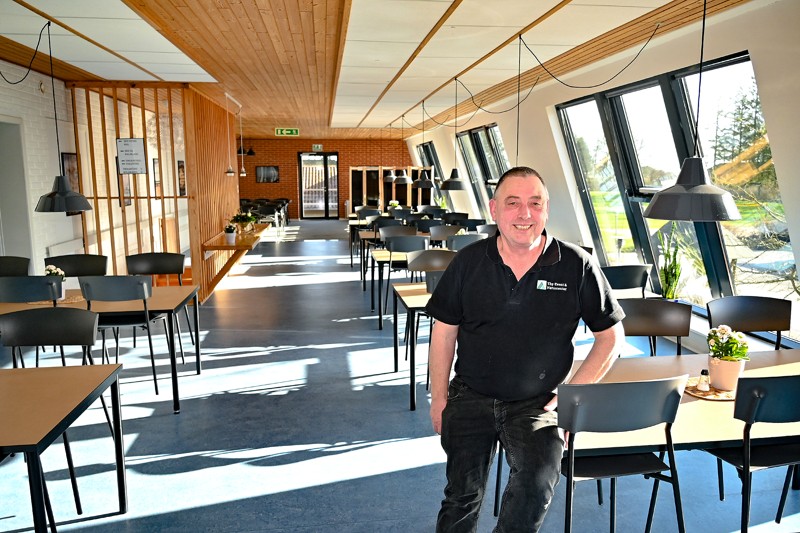 Vi har flotte faciliteter til overnattende gæster. Det er det vi slår et slag for nu, siger Tommy Bang Jensen.