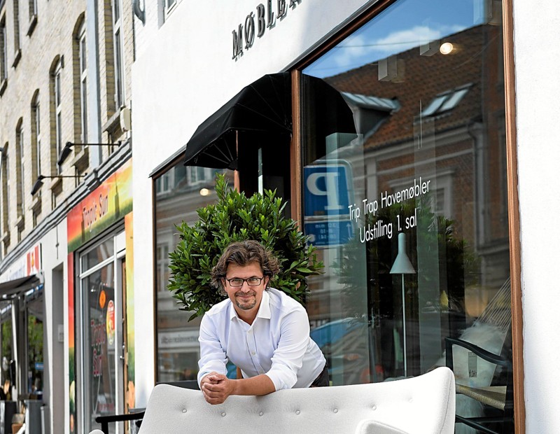 Brdr. Sørensen Møbler er vokset støt gennem årene, og nu sætter ledelsen endnu mere turbo på med købet af en ny forretning i Randers og en ombygning i Danmarksgade.
