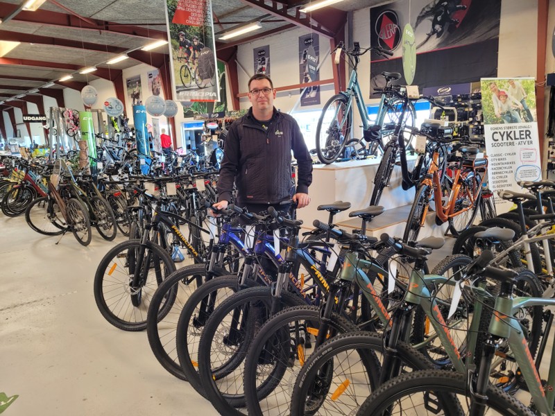 Dan Quorning stopper med at sælge og reparere cykler. 