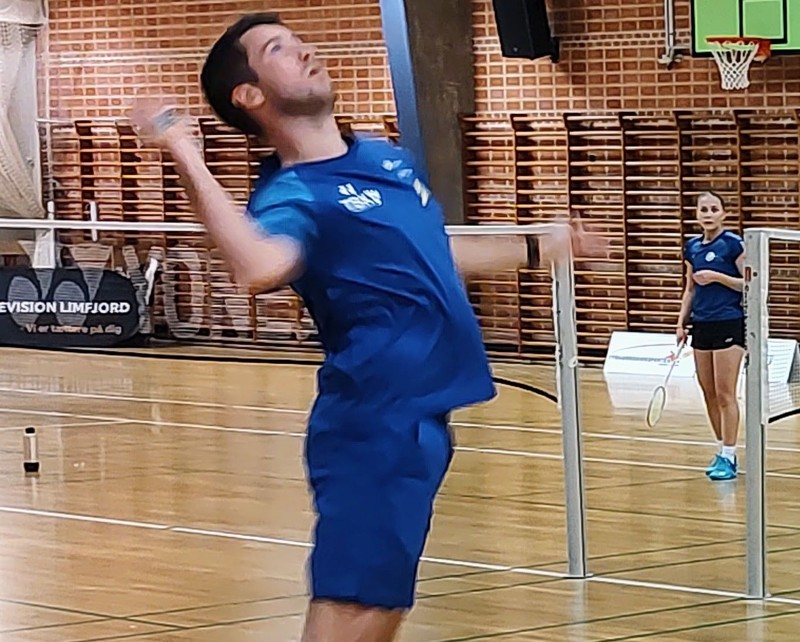 Anders Tønder Jensen, mens han stadig var spillende. Senere måtte han trække sig med en skade.