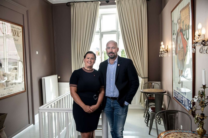 Anemette og Danni Bühlmann vil renovere Hotel Royal og løfte det gastronomiske niveau.