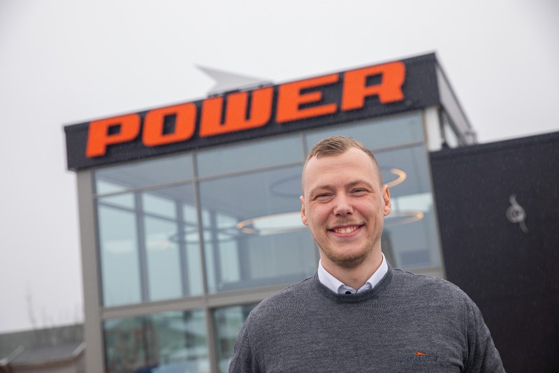 Butikschef Jonas Sørensen fra Asaa har gået og ventet på chancen til at søge hos Power.
