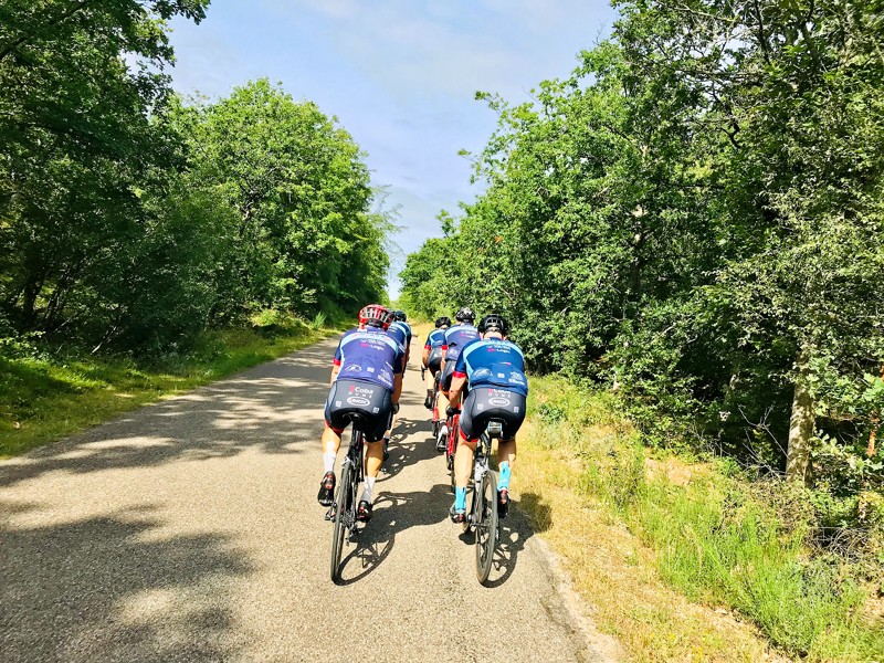 Skal du med på landevejen til sommer, så mød til til NBC Frederikshavns standerhejsning søndag 26 marts ved FFK-hallen.