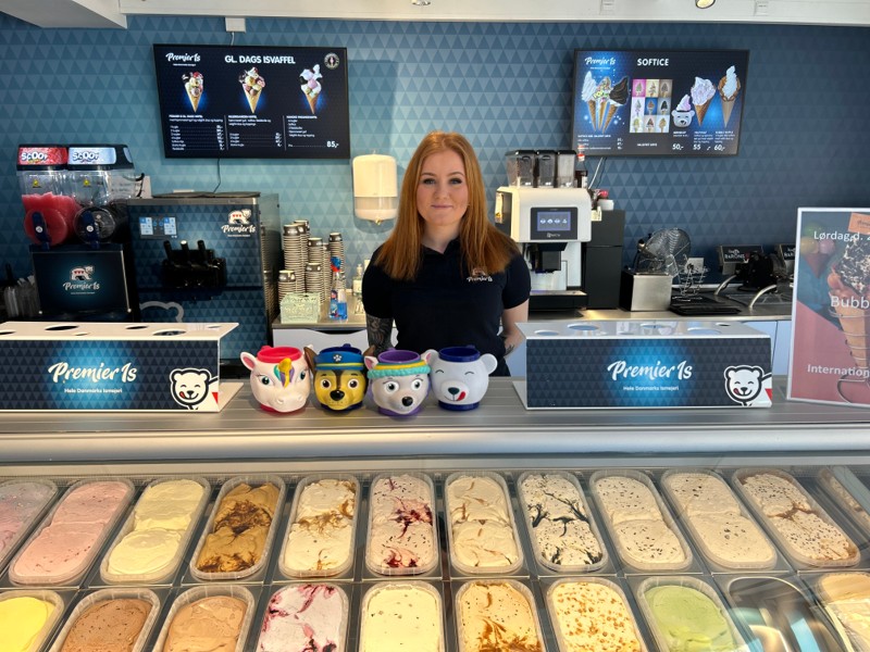 Elisabeth Ulf er bestyrer, og har flere nyheder på vej til is-glade kunder is Thisted.