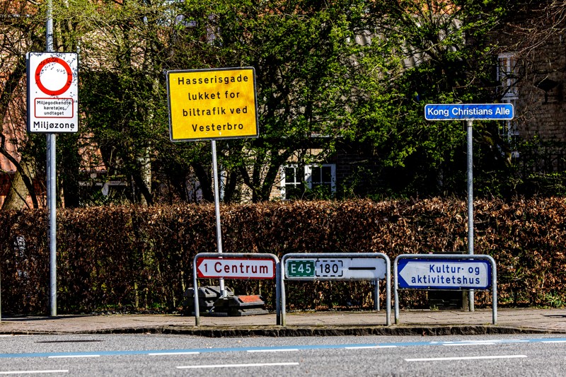 Hasserisgade / Vesterbro-krydset blev for første gang lukket ned for et år siden. Kong Christians Allé har været én af de veje, der har været mere belastet med trafik.