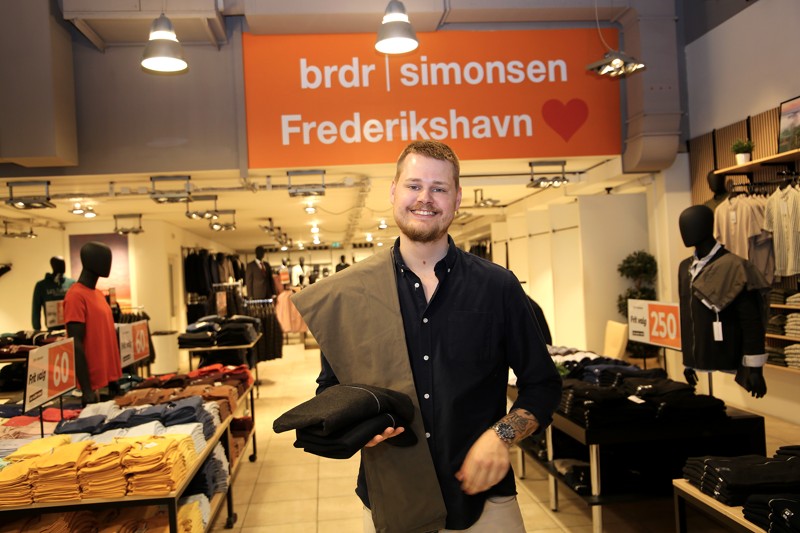 Butikschef Edwin Svendsen er glad for den gode modtagelse, Brdr. Simonsen har fået i Frederikshavn.